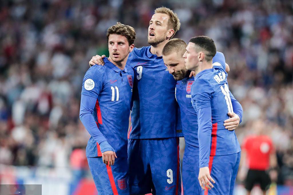 开云体育在线-荷兰逆转瑞士，皮克扛起全队