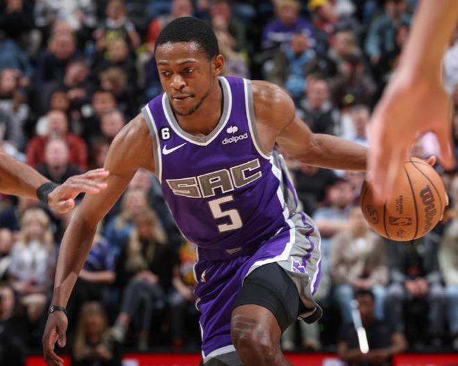 北京队横扫天津队,福克斯状态火热 北京队横扫天津队,福克斯状态火热