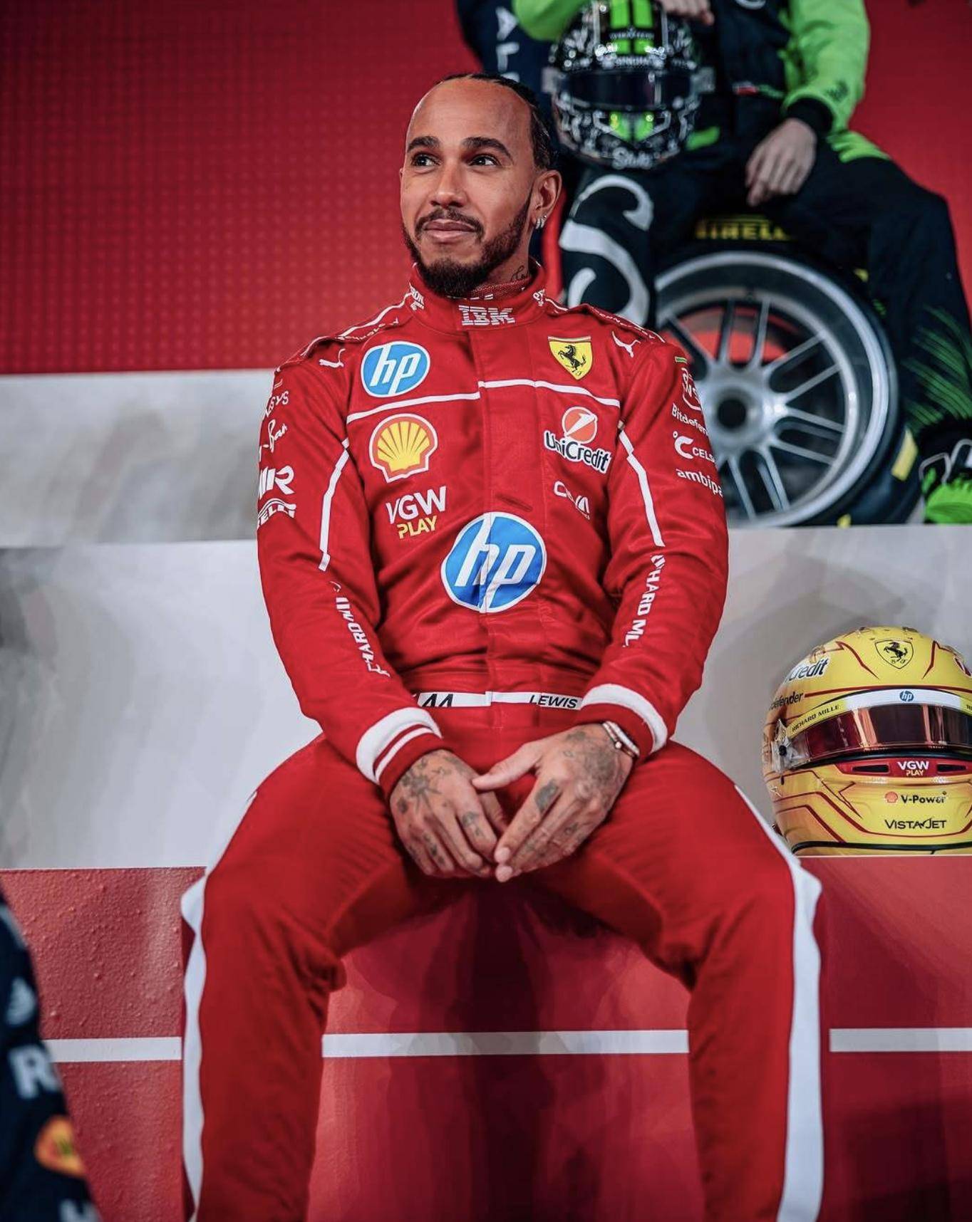 开云体育官网-阿斯顿马丁横扫哈斯车队，汉密尔顿状态火热